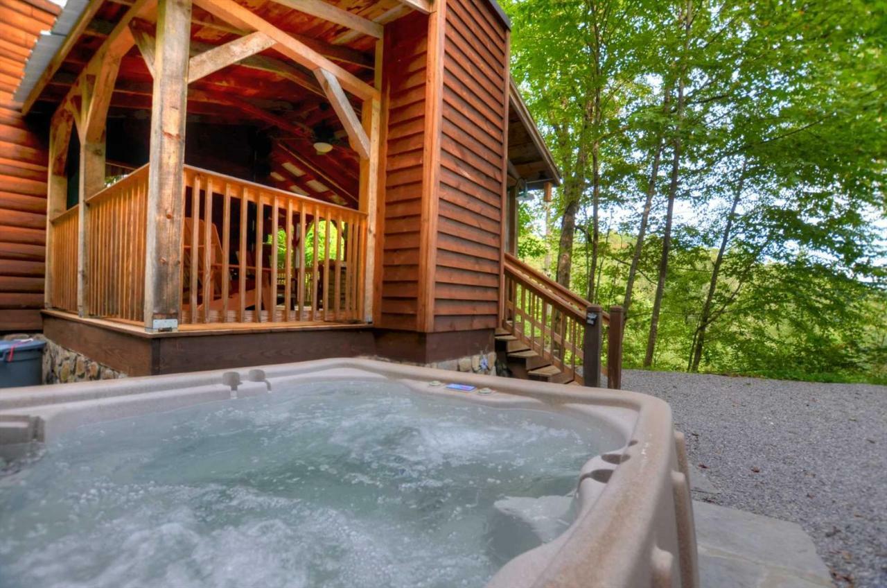 Moonshiner'S Hideaway Cabin Βίλα Bryson City Εξωτερικό φωτογραφία